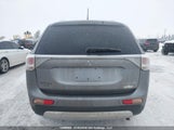 Mitsubishi Outlander Es JA4AZ2A30FZ600997 fotografie