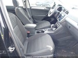 Volkswagen Tiguan S 3VVFB7AX7RM121841 снимка