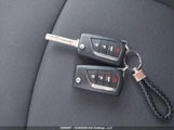 Toyota Corolla Le/Xle 5YFBPMBE7NP319641 снимка