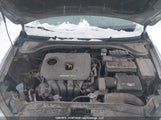 Hyundai Elantra Le 5NPD74LF2HH062535 снимка