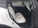 Tesla Model Y 7SAYGDEF6PF755798 fotografie