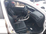 Honda Accord Touring 1HGCR2E95FA807236 снимка
