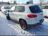 Volkswagen Tiguan Comfortline/Highline/Special Edition WVGJV7AX6GW594574 photo