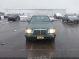 Mercedes-Benz E 320 Bas/320 Spcial WDBEA32E0SC157959 снимка