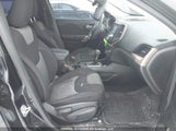 Jeep Cherokee Sport 1C4PJLAB7JD557883 снимка