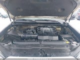 Toyota 4Runner Sr5/Sr5 Premium/Limited/Limited Night Shade/Trd Off Road/Trd Off Road Premium/Trd Pro JTEBU5JR3K5724919 photo