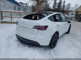 Tesla Model Y 5YJYGDEE2MF064834 fotografie