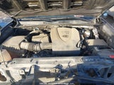 Toyota Tacoma Dbl Cab/Sr5/Trd Sport/Or 5TFDZ5BN6JX030884 fotografie