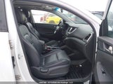 HYUNDAI TUCSON SE 2.0L KM8J3CA46JU****** снимка