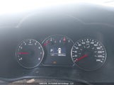 Kia Rondo KNAHT8A3XF7093527 снимка