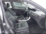 Honda Accord Hybrid Touring JHMCR6F77HC800524 fotografie
