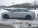 Hyundai Elantra Luxury Ivt KMHLN4AG3PU600429 photo