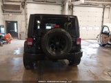 Jeep Wrangler Unlimited Sahara 1C4BJWEG7GL116903 fotografie