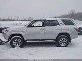 Toyota 4Runner Sr5 JTEBU5JR9K5717148 снимка