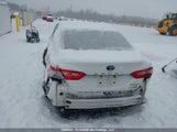 Toyota Camry Hybrid Le 4T1B31HK0JU004132 photo