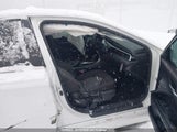 Toyota Camry Hybrid Le 4T1B31HK0JU004132 снимка