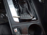 Hyundai Elantra Essential KMHLM4DGXRU792742 снимка
