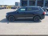 Volkswagen Tiguan Se/Sel 3VV2B7AX8JM036915 photo