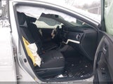 Toyota Corolla Im JTNKARJE8HJ530352 снимка