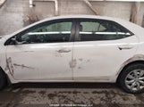 Toyota Corolla 2T1BURHE9EC154351 снимка