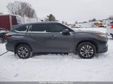 Toyota Highlander 5TDKBRCH7SS678446 fotografie