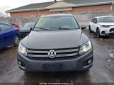 Volkswagen Tiguan Comfortline/Highline/Special Edition/Trendline WVGJV7AX1FW526701 photo
