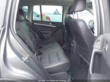 Volkswagen Tiguan Comfortline/Highline/Special Edition/Trendline WVGJV7AX1FW526701 photo