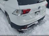 Volkswagen Tiguan Trendline 3VV1B7AXXJM161068 photo