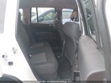 Jeep Compass Sport/North 1J4NF4FB7BD133770 снимка