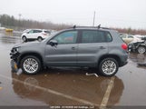 Volkswagen Tiguan Comfort/High/R-Line/Sp Ed WVGJV7AX3GW595519 photo