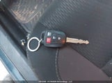 Toyota Corolla Le 2T1BURHE3JC064171 снимка