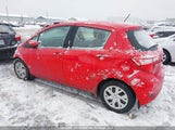 Toyota Yaris L/Le/Se VNKKTUD38JA100300 photo