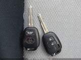 Toyota Yaris Le JTDKTUD33DD563683 снимка