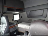 International Lt 3HSDZAPR0KN575315 снимка