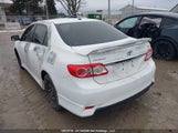 Toyota Corolla S 2T1BU4EE8DC984857 fotografie