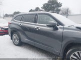 Toyota Highlander Hybrid Limited/Hybrid Platinum 5TDEBRCH4PS108571 photo