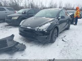 Tesla Model Y Long Range 7SAYGDEE1RF100135 photo