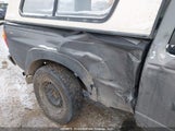 Mazda B4000 Se 4F4ZR47E08PM01581 fotografie