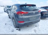 Hyundai Tucson Premium 2.0L KM8J33A40JU798455 photo