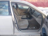 Toyota Camry Le/Xle/Se 4T1BE32KX5U589158 снимка