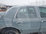 Ford Crown Victoria 2FAFP74WX5X151083 снимка