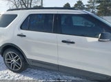 Ford Explorer Sport 1FM5K8GT8HGA48956 снимка
