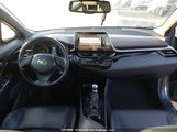 Toyota C-Hr Xle JTNKHMBXXK1048004 photo