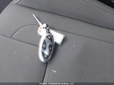 Hyundai Elantra Preferred W/Tech Package KMHLM4DG3SU005068 снимка
