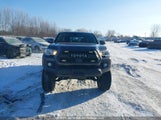 Toyota Tacoma Dbl Cab/Sr5/Trd Sport/Or 5TFDZ5BN8JX031499 photo