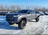 Toyota Tacoma Dbl Cab/Sr5/Trd Sport/Or 5TFDZ5BN8JX031499 photo