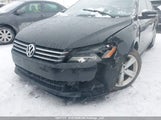 Volkswagen Passat Se 1VWBH7A3XDC085644 снимка