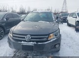 Volkswagen Tiguan WVGBV7AX0CW006103 снимка