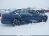 Volkswagen Passat Sel Premium 1VWCM7A38JC005849 photo