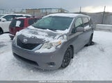 Toyota Sienna Le V6 5TDKK3DC4CS261769 снимка